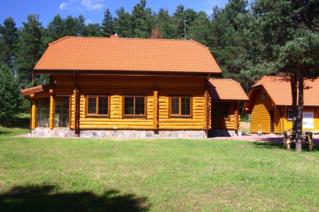 Gasthaus Asvejos Slenis Suzionys Exterior foto